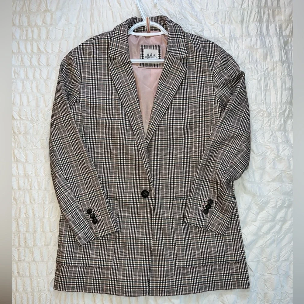 European patterned blazer - Picture 2 of 5